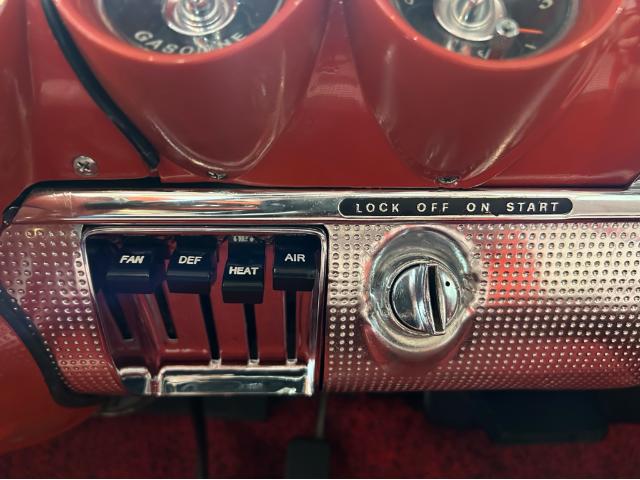 1960 Chevrolet Impala  (Stk: Z28781) in Watford - Image 13 of 36