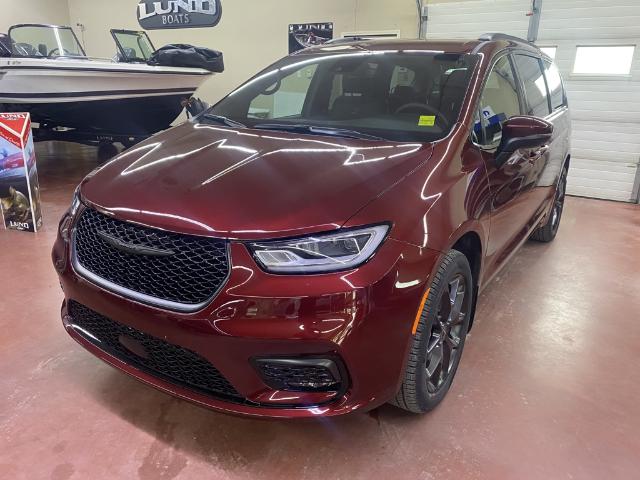 2023 Chrysler Pacifica Touring-L (Stk: T23-154) in Nipawin - Image 1 of 25