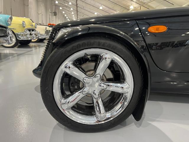 1999 Plymouth Prowler  (Stk: 502036) in Watford - Image 5 of 14