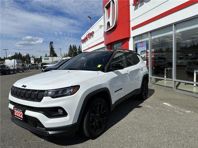 2022 Jeep Compass Altitude (Stk: 23CR8691A) in Campbell River - Image 1 of 16