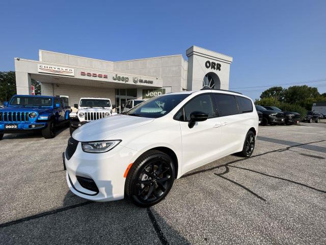 2023 Chrysler Pacifica Limited (Stk: 23-238) in Sarnia - Image 1 of 16