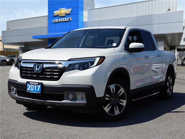 2017 Honda Ridgeline Touring (Stk: B10677) in Penticton - Image 1 of 25