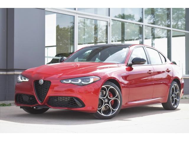 2024 Alfa Romeo Giulia ti (Stk: 24005) in London - Image 1 of 27