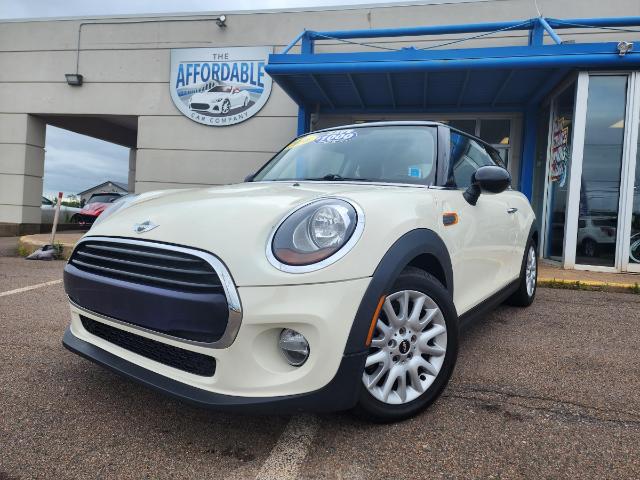 2016 MINI 3 Door Cooper in Charlottetown - Image 1 of 8