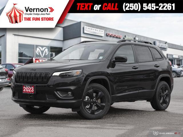 2023 Jeep Cherokee Altitude (Stk: 230075) in Vernon - Image 1 of 29