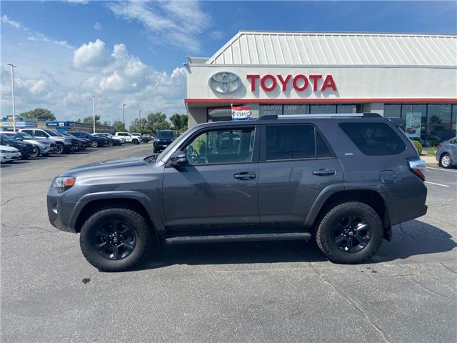 2021 Toyota 4Runner Base (Stk: P0062400) in Cambridge - Image 1 of 21
