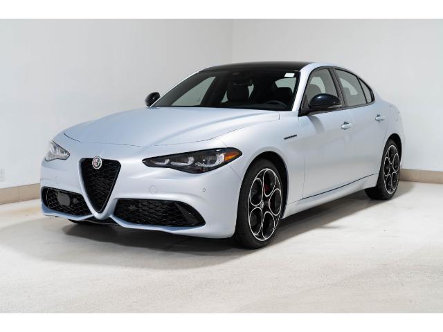 2024 Alfa Romeo Giulia ti (Stk: AR0530) in Calgary - Image 1 of 35