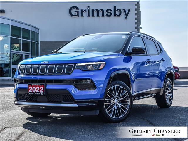 2022 Jeep Compass Limited (Stk: U5784) in Grimsby - Image 1 of 33