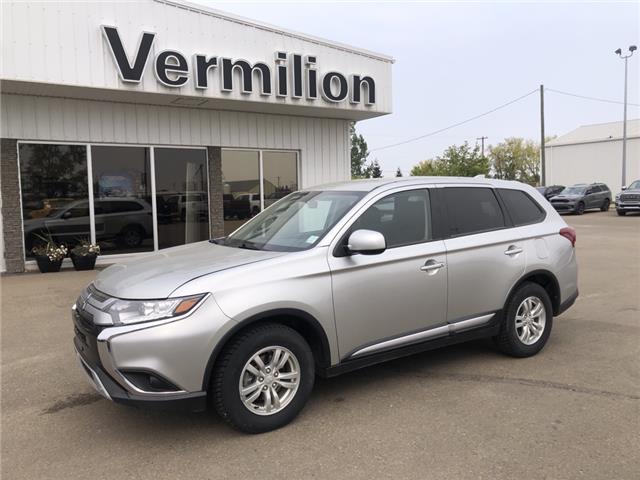 2020 Mitsubishi Outlander ES (Stk: VI7986) in Vermilion - Image 1 of 25