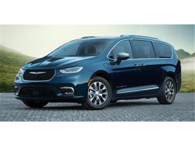 2023 Chrysler Pacifica Hybrid Touring-L (Stk: PY3665) in St. Johns - Image 1 of 13