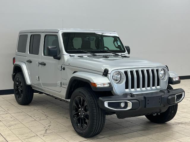 2023 Jeep Wrangler Sahara (Stk: W587970) in Courtenay - Image 1 of 17