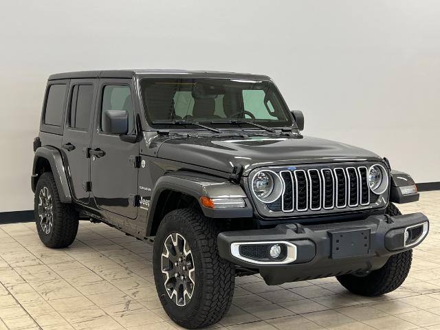 2024 Jeep Wrangler Sahara (Stk: W181243) in Courtenay - Image 1 of 17