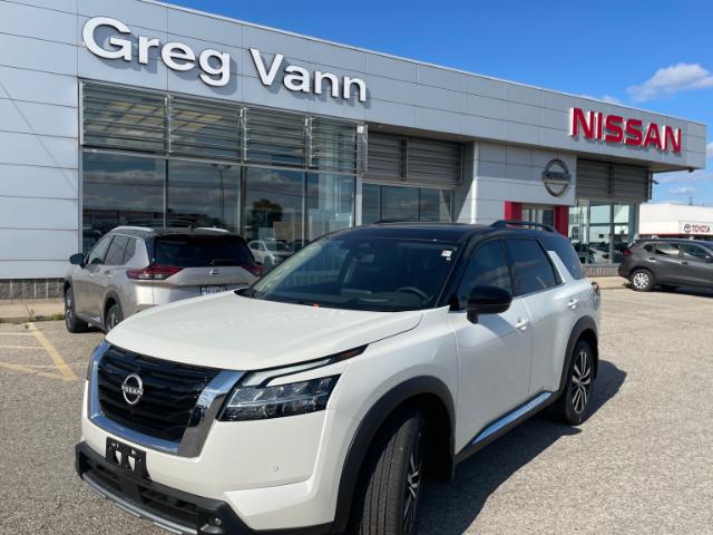 2024 Nissan Pathfinder Platinum (Stk: 24005) in Cambridge - Image 1 of 16