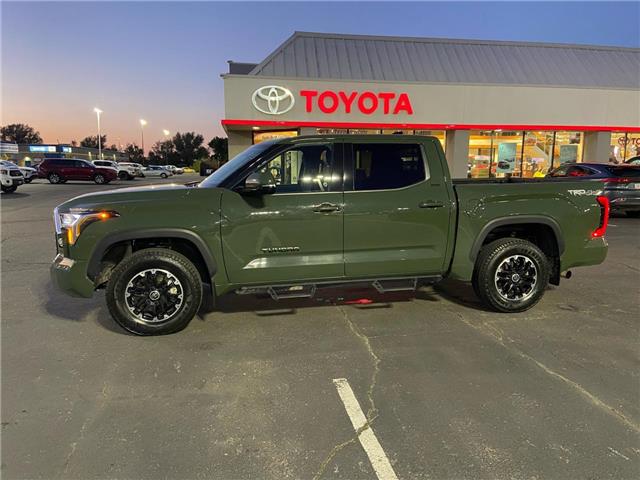 2022 Toyota Tundra SR (Stk: 2306221) in Cambridge - Image 1 of 19