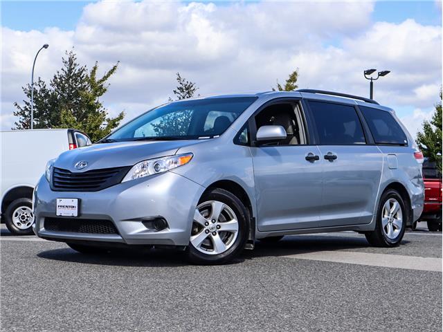 2014 Toyota Sienna 7 Passenger (Stk: 3208872) in Langley City - Image 1 of 24