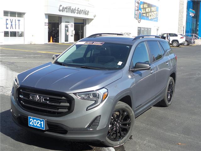 2021 GMC Terrain SLE (Stk: P4222) in Salmon Arm - Image 1 of 26