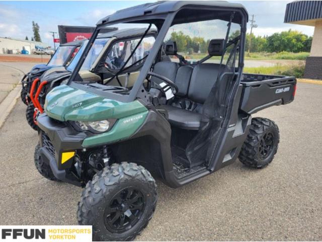 2023 Can-Am Defender DPS HD7 Tundra Green  (Stk: SXS23-005057) in Yorkton - Image 1 of 4