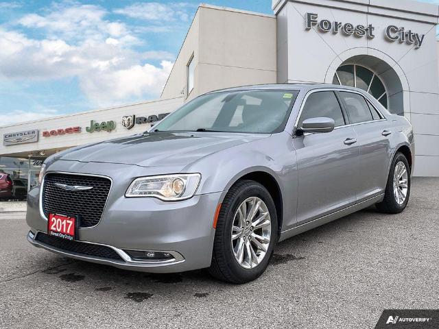 2017 Chrysler 300 Touring (Stk: 22-L005A) in London - Image 1 of 27