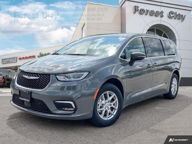 2023 Chrysler Pacifica Touring-L (Stk: 23-Z008) in London - Image 1 of 28