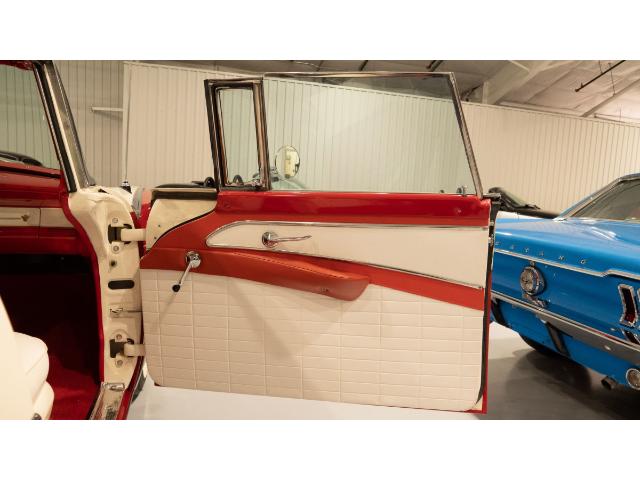 1956 Ford Crown Victoria  (Stk: 112536) in Watford - Image 19 of 42