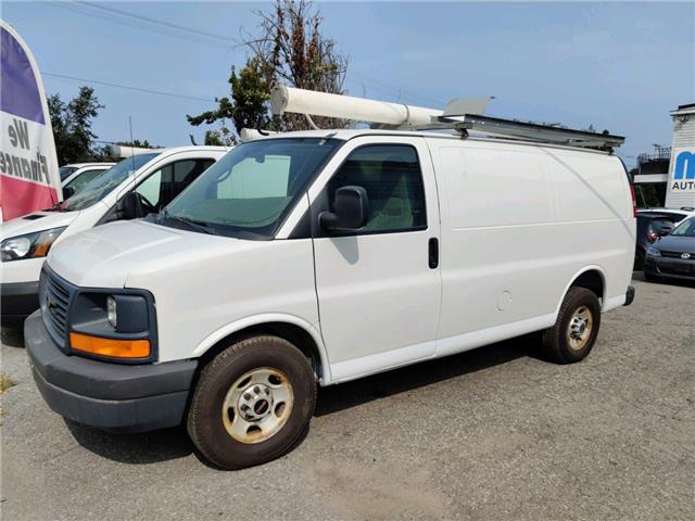 2012 GMC Savana 2500 Standard in Ottawa - Image 1 of 5
