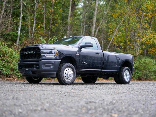 2022 RAM 3500 Tradesman (Stk: 22320) in Surrey - Image 1 of 18
