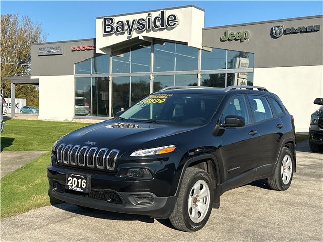 2016 Jeep Cherokee Sport (Stk: 94902A) in Meaford - Image 1 of 13
