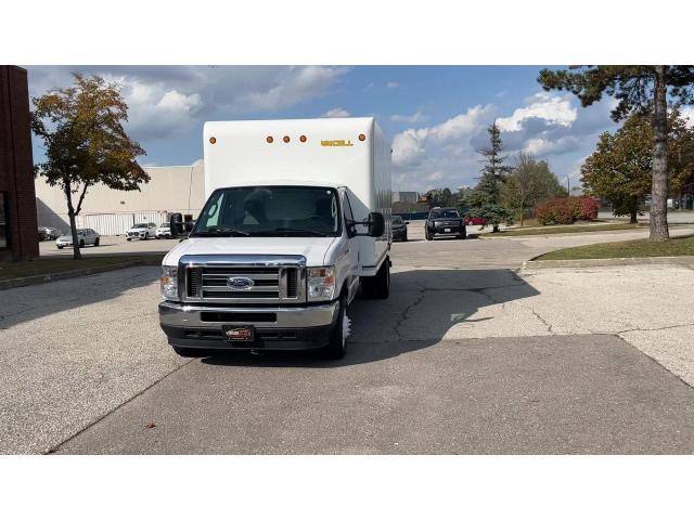 2021 Ford E-450 (Stk: NP2305) in Vaughan - Image 4 of 30 2021 Ford E-450 (Stk: NP2305) in Vaughan - Image 4 of 30