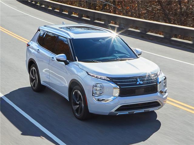 2024 Mitsubishi Outlander LE (Stk: 606411) in North Vancouver - Image 1 of 1