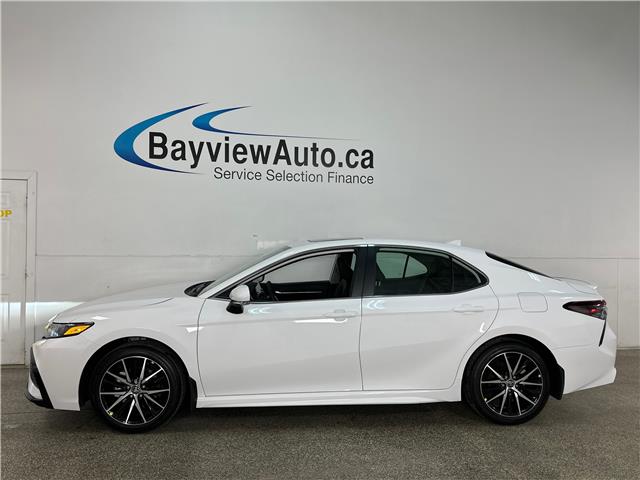 2024 Toyota Camry SE (Stk: 40666J) in Belleville - Image 1 of 26