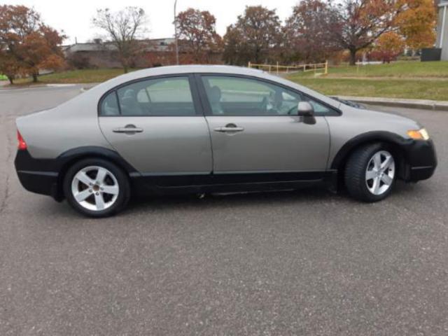 2007 Honda Civic EX in Port Hope - Image 1 of 1