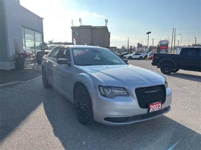 2023 Chrysler 300