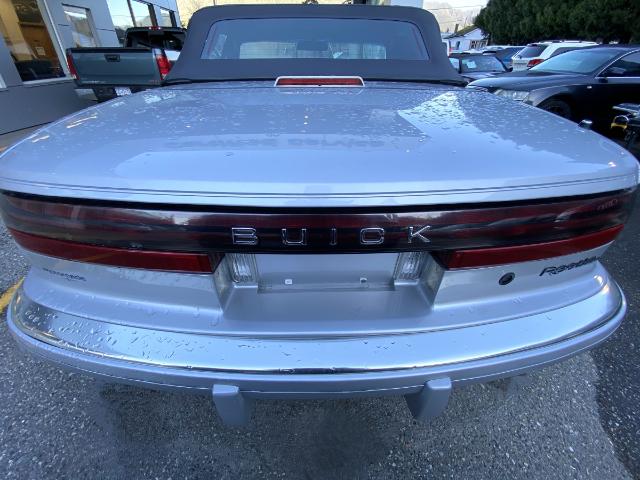 1990 Buick Reatta BASE (Stk: 3U037) in Hope - Image 5 of 14