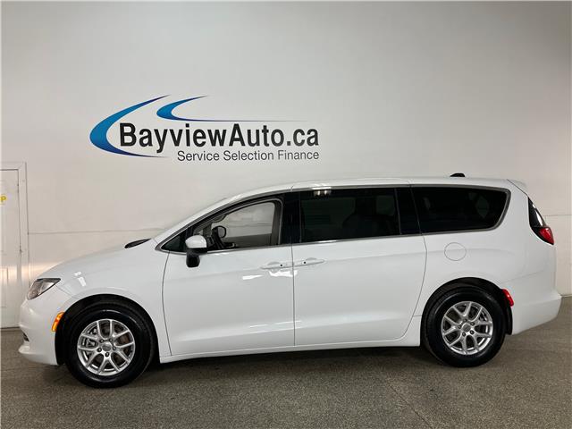 2022 Chrysler Grand Caravan SXT (Stk: 40696J) in Belleville - Image 1 of 23