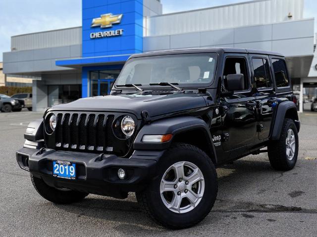 2019 Jeep Wrangler Unlimited Sport (Stk: N33423A) in Penticton - Image 1 of 18
