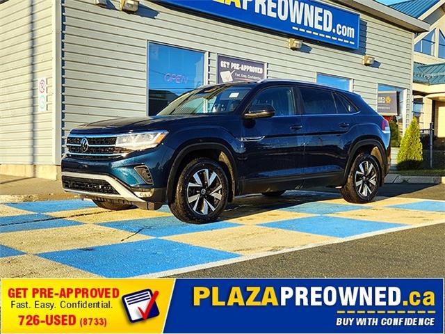 2021 Volkswagen Atlas Cross Sport 2.0 TSI Comfortline (Stk: 44120A) in Mount Pearl - Image 1 of 17