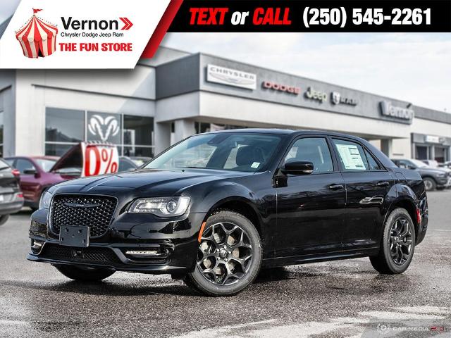 2023 Chrysler 300 Touring-L (Stk: 230025) in Vernon - Image 1 of 30