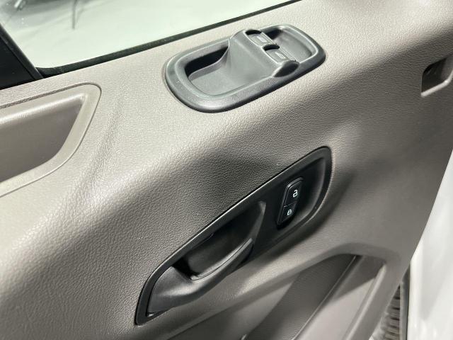 2022 Ford Transit (Stk: NP3220) in Vaughan - Image 15 of 29 2022 Ford Transit (Stk: NP3220) in Vaughan - Image 15 of 29