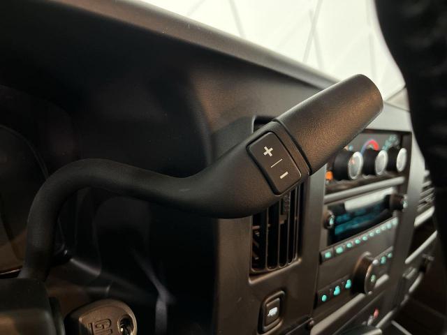 2022 Chevrolet Express (Stk: NP3021) in Vaughan - Image 21 of 36 2022 Chevrolet Express (Stk: NP3021) in Vaughan - Image 21 of 36