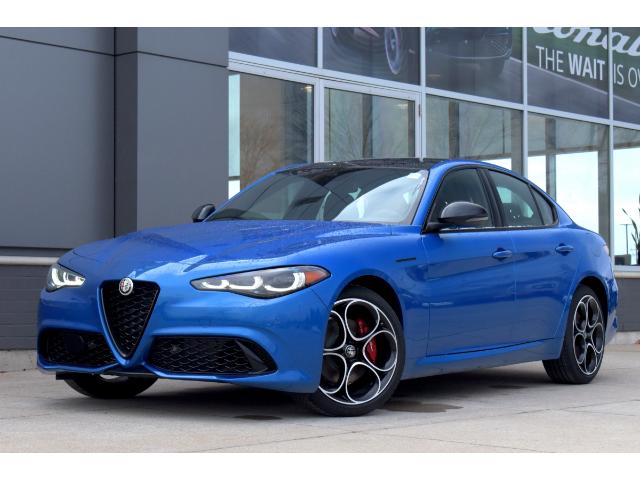 2024 Alfa Romeo Giulia ti (Stk: 24034) in London - Image 1 of 21