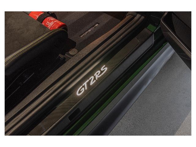 2018 Porsche 911 GT2 RS in Woodbridge - Image 36 of 64 2018 Porsche 911 GT2 RS in Woodbridge - Image 36 of 64