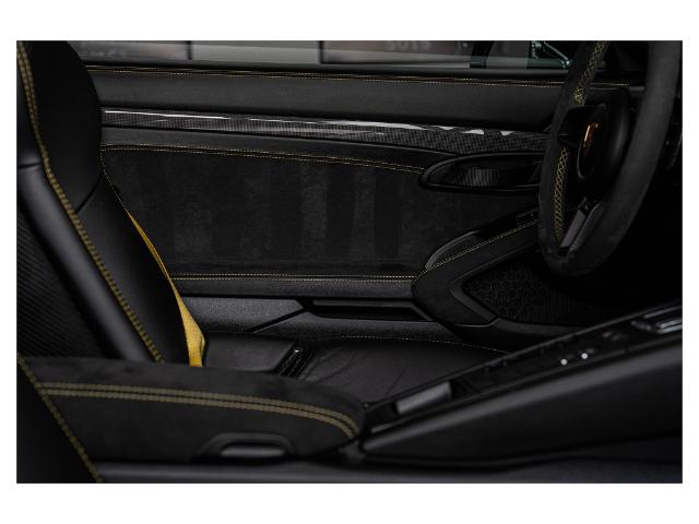 2018 Porsche 911 GT2 RS in Woodbridge - Image 23 of 64 2018 Porsche 911 GT2 RS in Woodbridge - Image 23 of 64