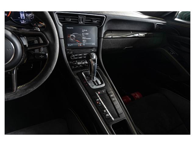 2018 Porsche 911 GT2 RS in Woodbridge - Image 26 of 64 2018 Porsche 911 GT2 RS in Woodbridge - Image 26 of 64