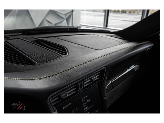 2018 Porsche 911 GT2 RS in Woodbridge - Image 27 of 64 2018 Porsche 911 GT2 RS in Woodbridge - Image 27 of 64