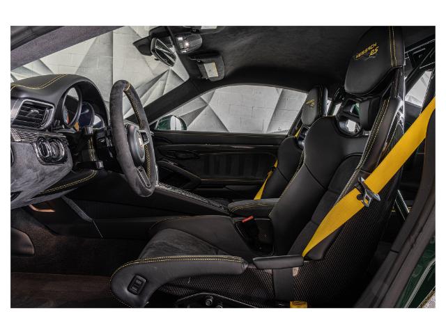 2018 Porsche 911 GT2 RS in Woodbridge - Image 24 of 64 2018 Porsche 911 GT2 RS in Woodbridge - Image 24 of 64