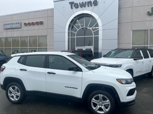 2024 Jeep Compass Sport - 8km