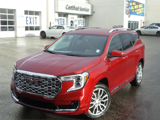 2024 GMC Terrain Denali (Stk: 24-067) in Salmon Arm - Image 1 of 26