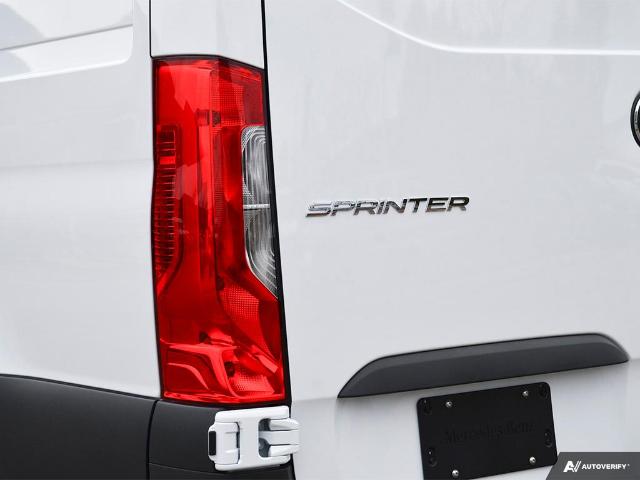 2024 Mercedes-Benz Sprinter 2500 Standard Roof 4-Cyl Diesel (Stk: S2408865) in London - Image 11 of 25