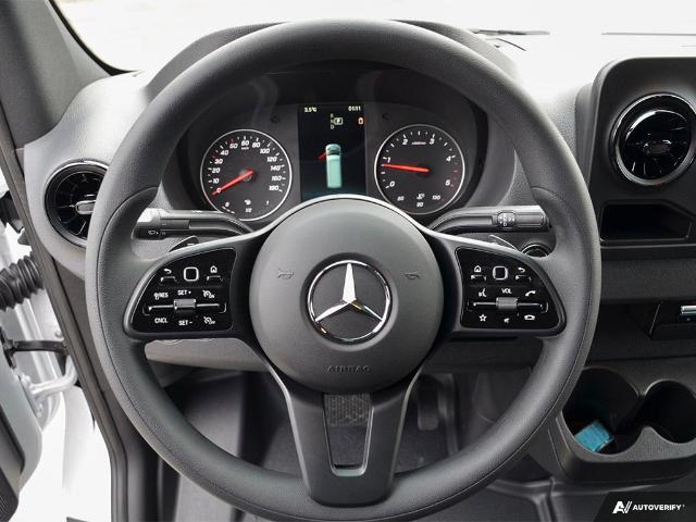 2024 Mercedes-Benz Sprinter 2500 Standard Roof 4-Cyl Diesel (Stk: S2408865) in London - Image 14 of 25