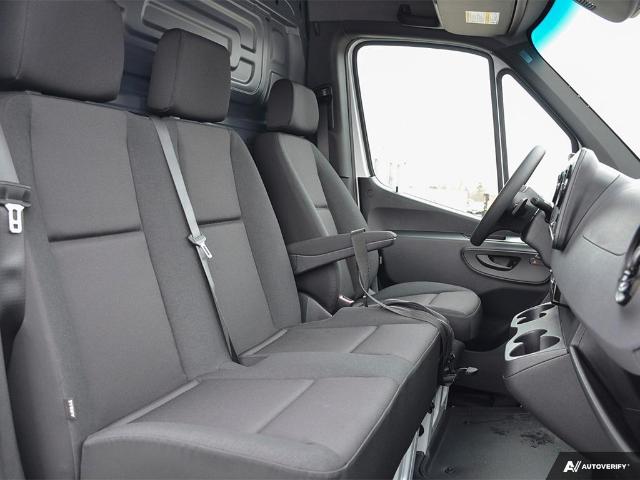 2024 Mercedes-Benz Sprinter 2500 Standard Roof 4-Cyl Diesel (Stk: S2408865) in London - Image 22 of 25